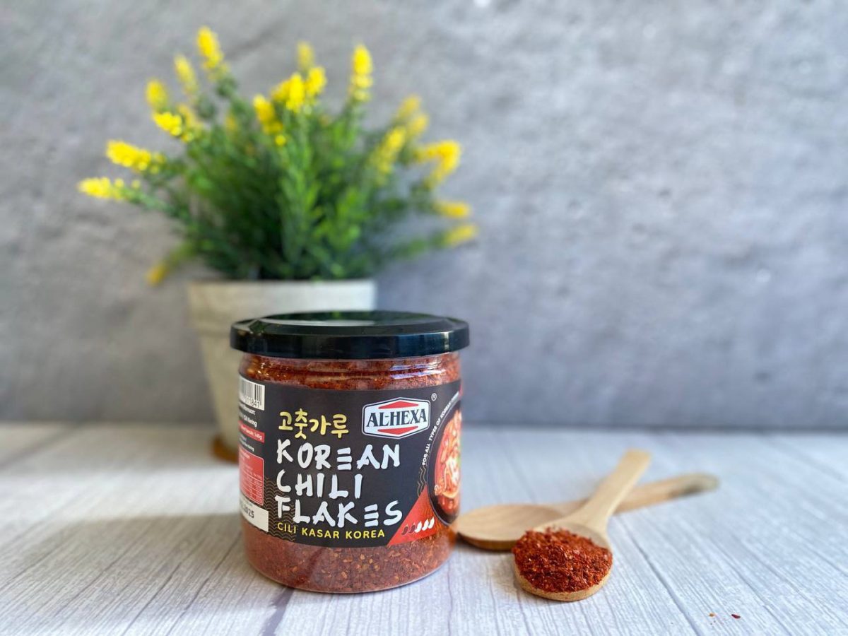 Korean Chili Flakes Insides 140g for website